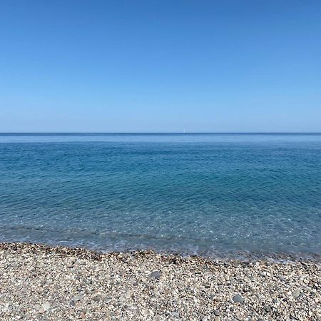 Casavacanze Onda Blu Mascali Kültér fotó
